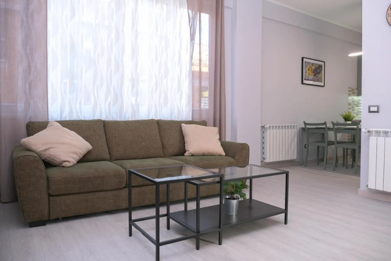 Easy Stay Rome 2 - The Easy Way